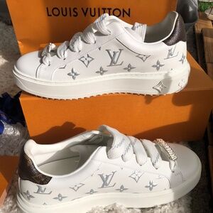 Louis Vuitton Time Out Sneaker